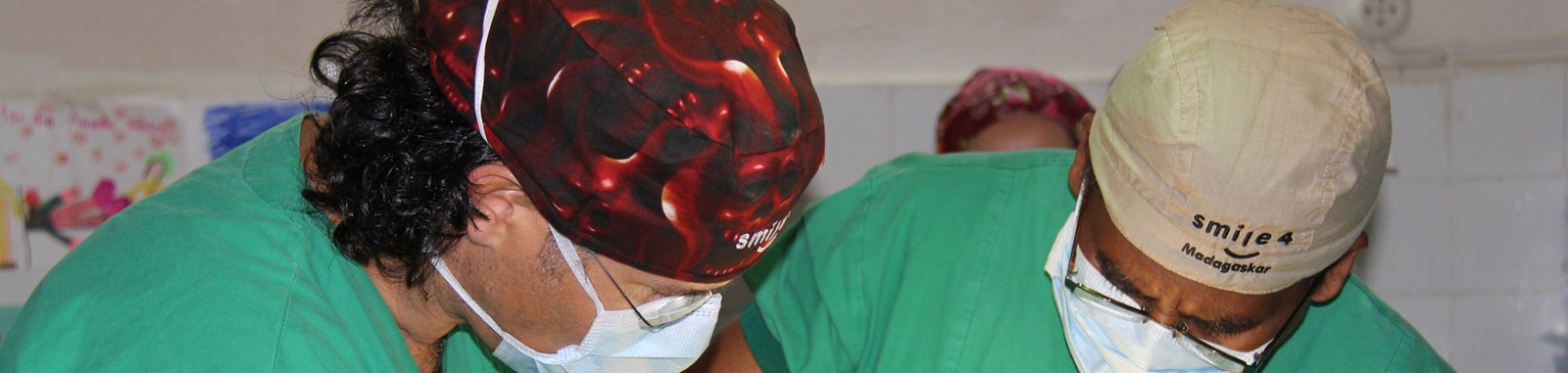 Europäischer Chirurg schult madagassischen Kollegen